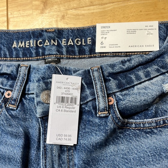NWT American, Eagle Curvy 90’s Straight, high waisted, tidal blue, size 6/28w - Picture 4 of 7